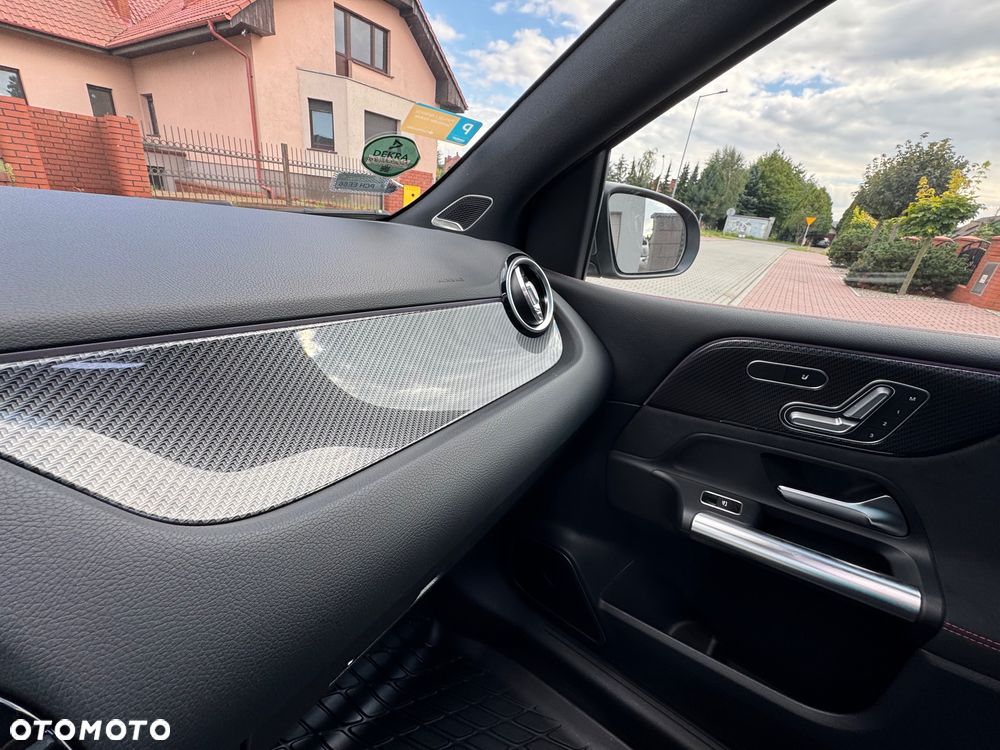 Mercedes-Benz Klasa B 200 d AMG Line 8G-DCT - 13