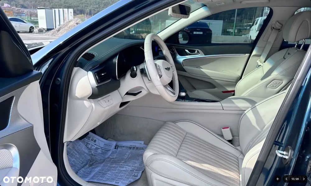 Genesis G70 2.0T RWD 8AT Premium - 13
