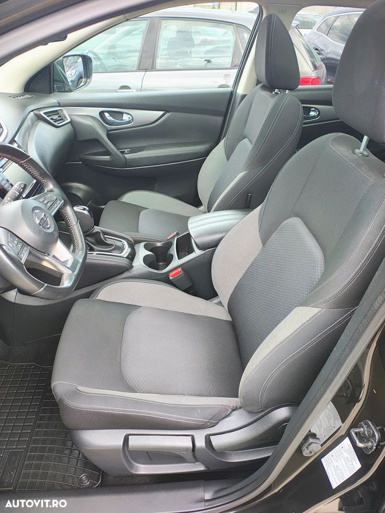 Nissan Qashqai 1.3 DIG-T DCT N-CONNECTA - 30