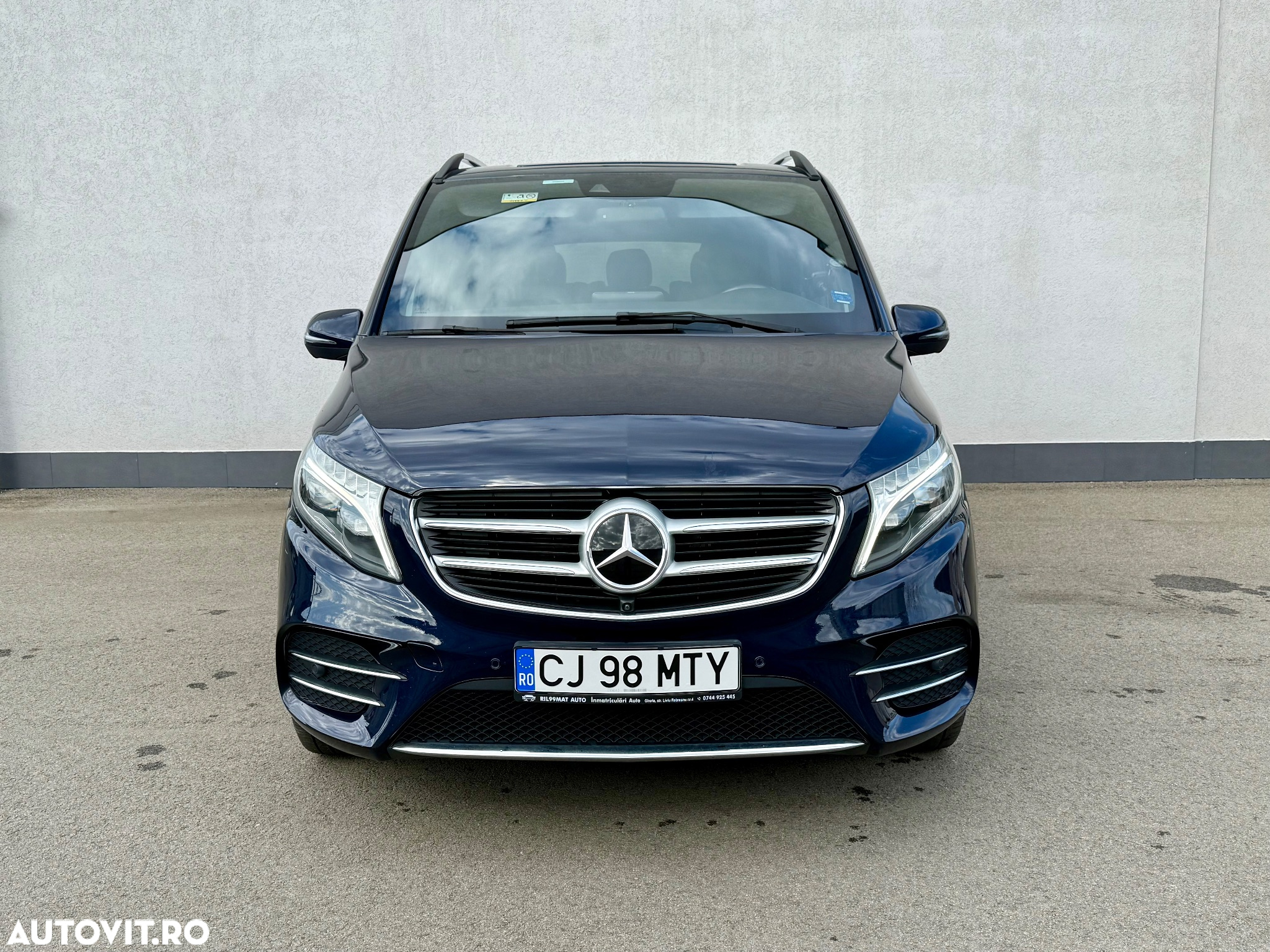 Mercedes-Benz V 250 (BlueTEC) d lang 4Matic 7G-TRONIC Avantgarde Edition - 33