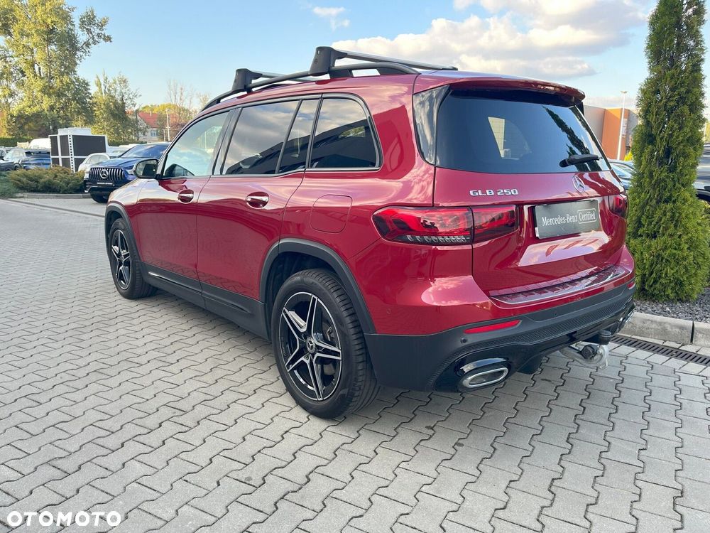 Mercedes-Benz GLB - 7