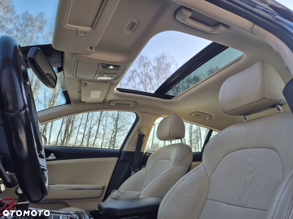 Kia Stinger 2.0 T-GDI GT Line - 4