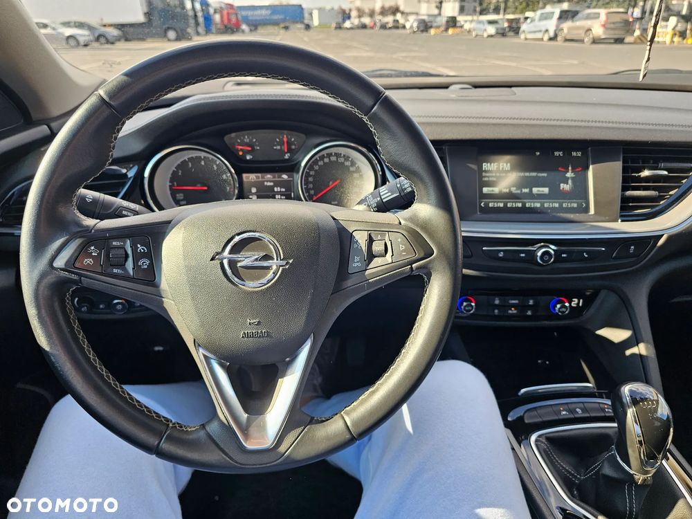 Opel Insignia 1.5 T Exclusive S&S - 6
