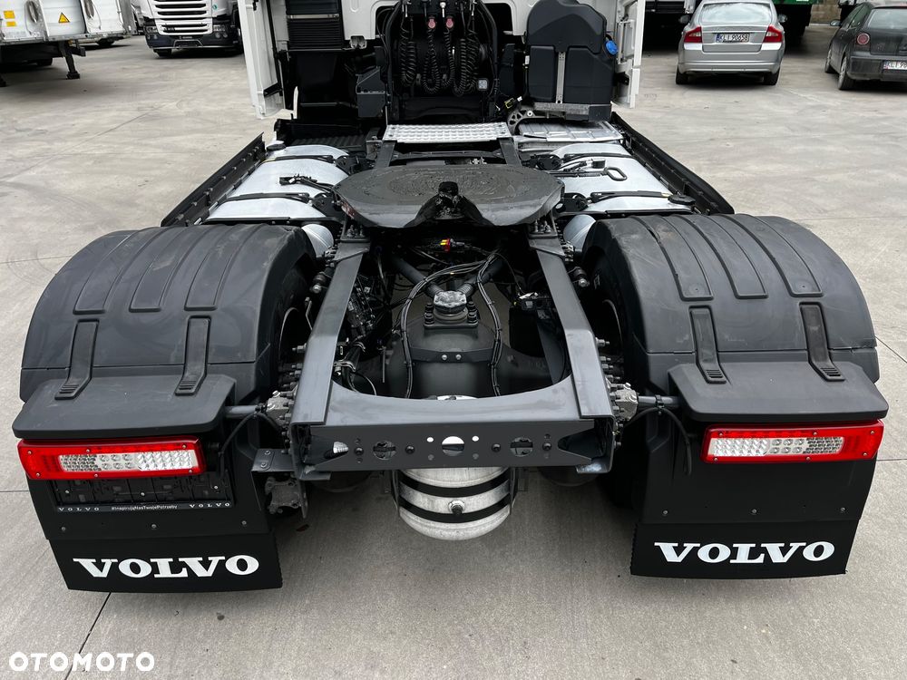 Volvo FH 500 // Standard // 2024 Rok // ACC // LED // GLOBE XXL // Parkclima // Gotowy do jazdy ! - 10
