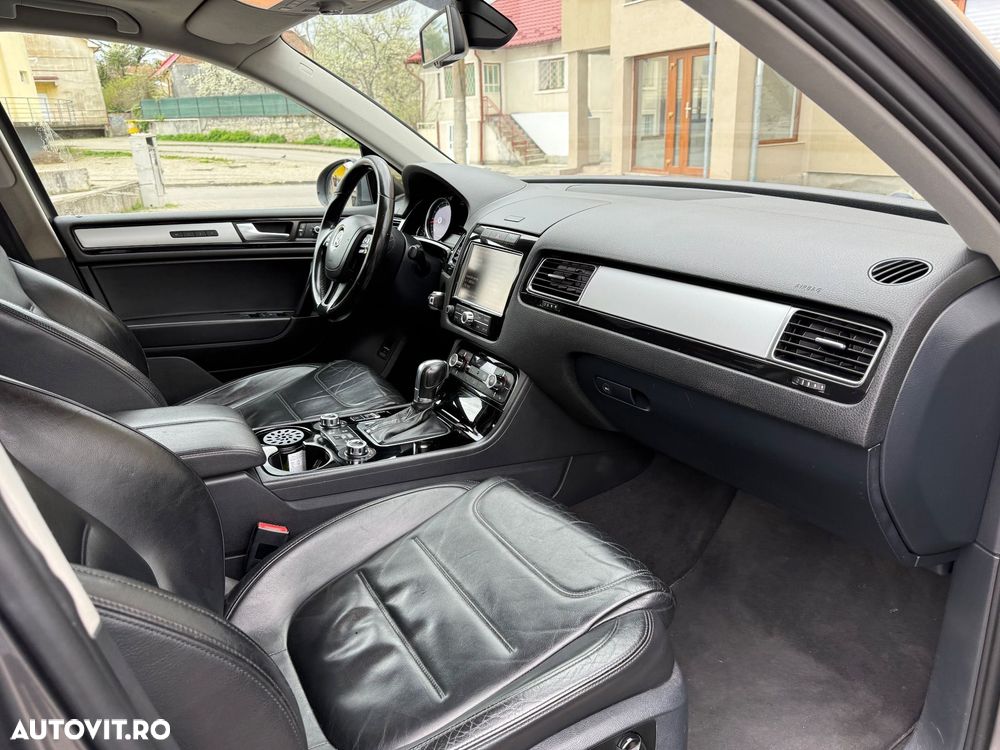 Volkswagen Touareg 3.0 V6 TDI BMT - 21