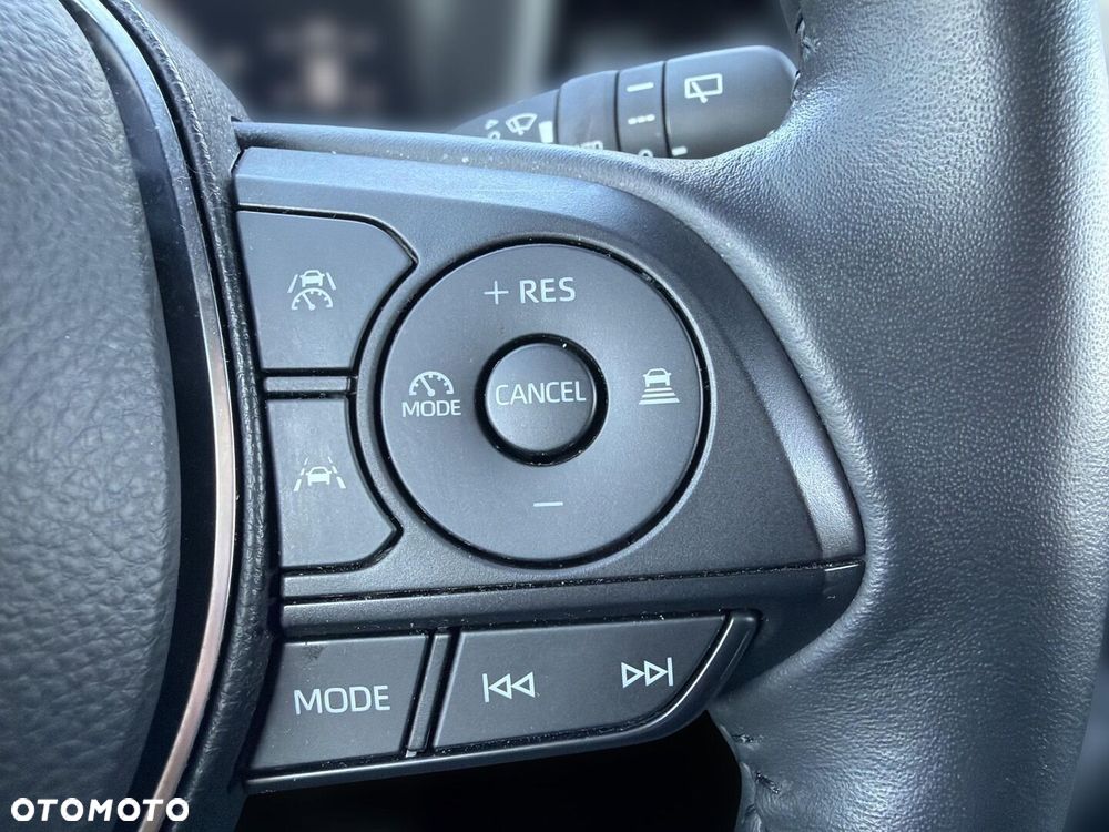 Toyota Corolla 2.0 Hybrid Comfort - 22