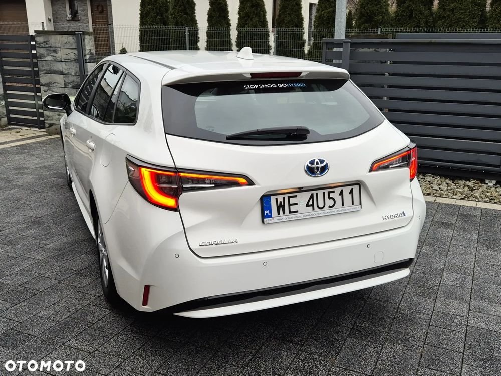 Toyota Corolla 1.8 Hybrid Comfort - 10