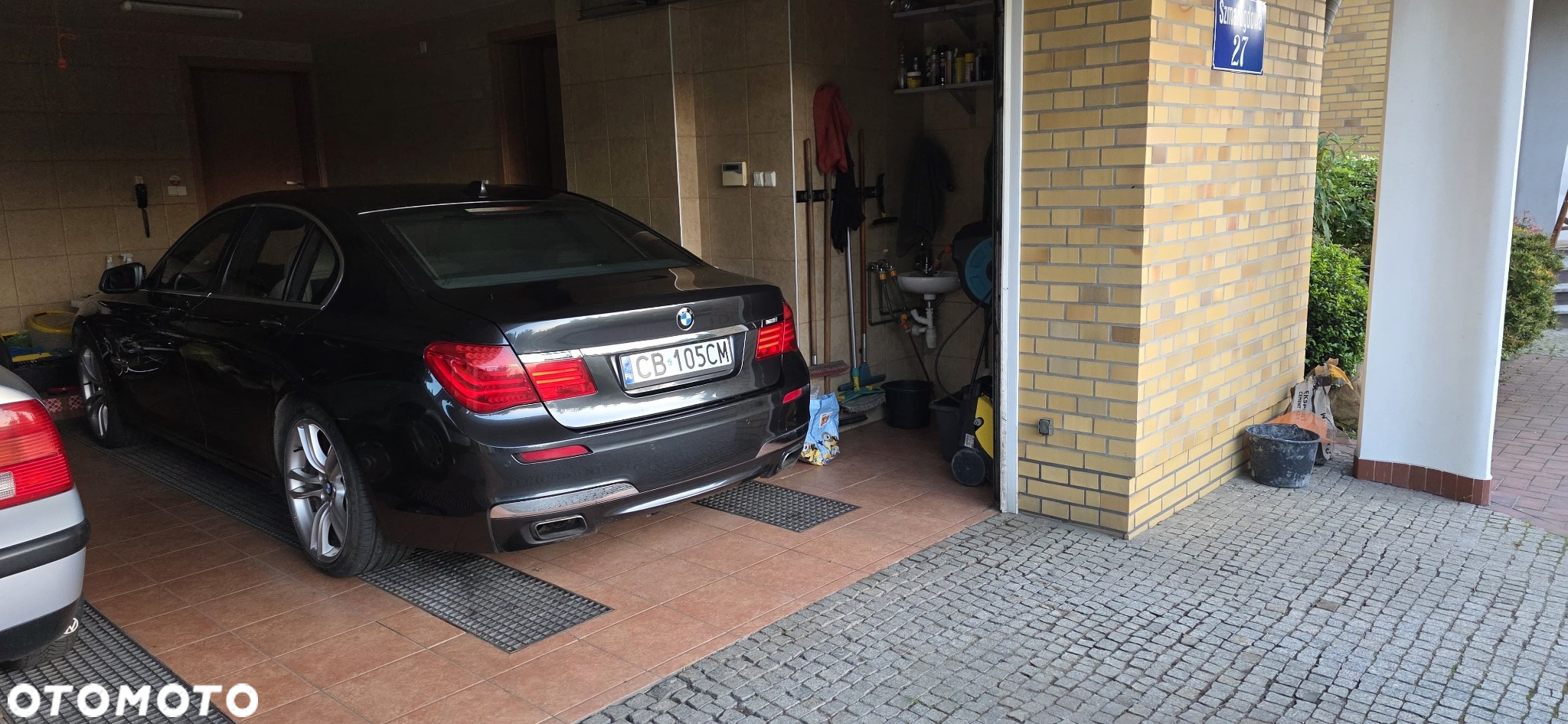 BMW Seria 7 750i xDrive - 16