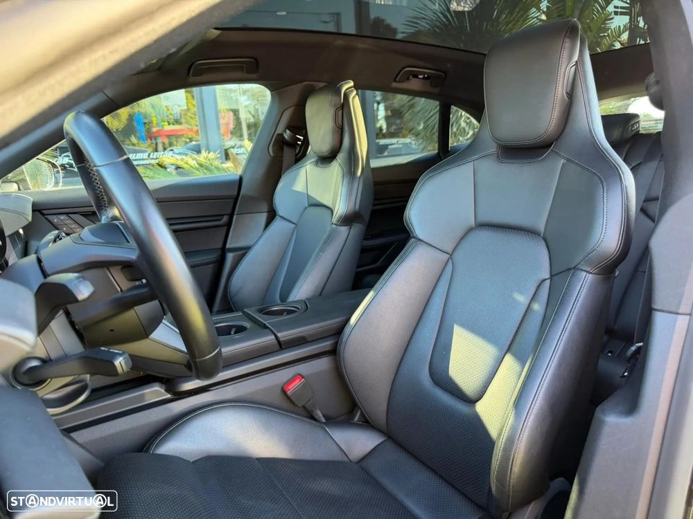 Porsche Taycan Sport Turismo Standard - 19