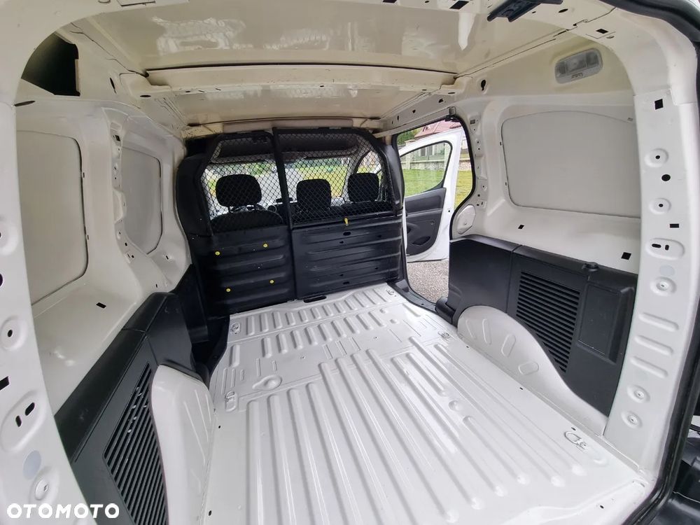 Citroën BERLINGO - 11