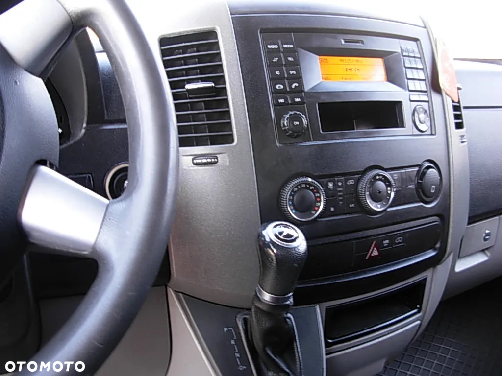 Mercedes-Benz SPRINTER - 12
