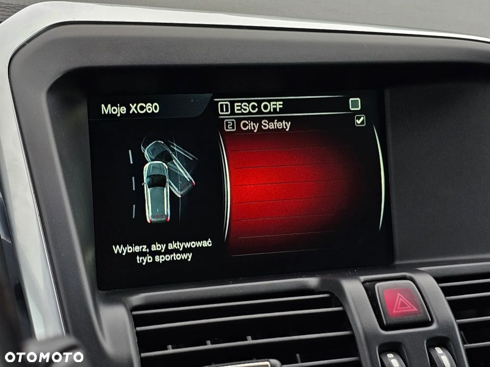 Volvo XC 60 T6 AWD Momentum - 36