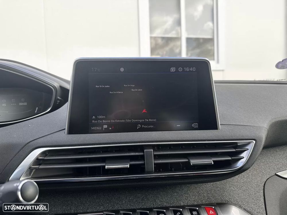 Peugeot 3008 PureTech 130 Stop & Start GPF EAT8 Allure - 16