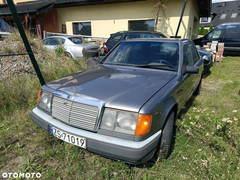 Mercedes-Benz W124 (1984-1993) - 1