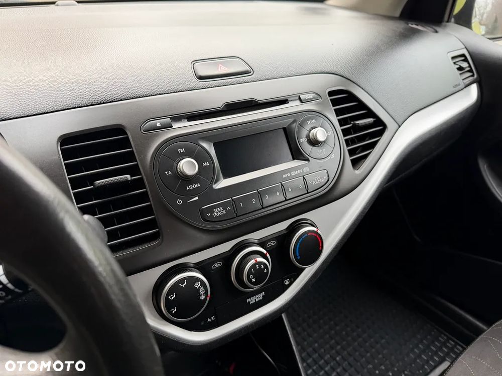 Kia Picanto 1.0 Attract - 28