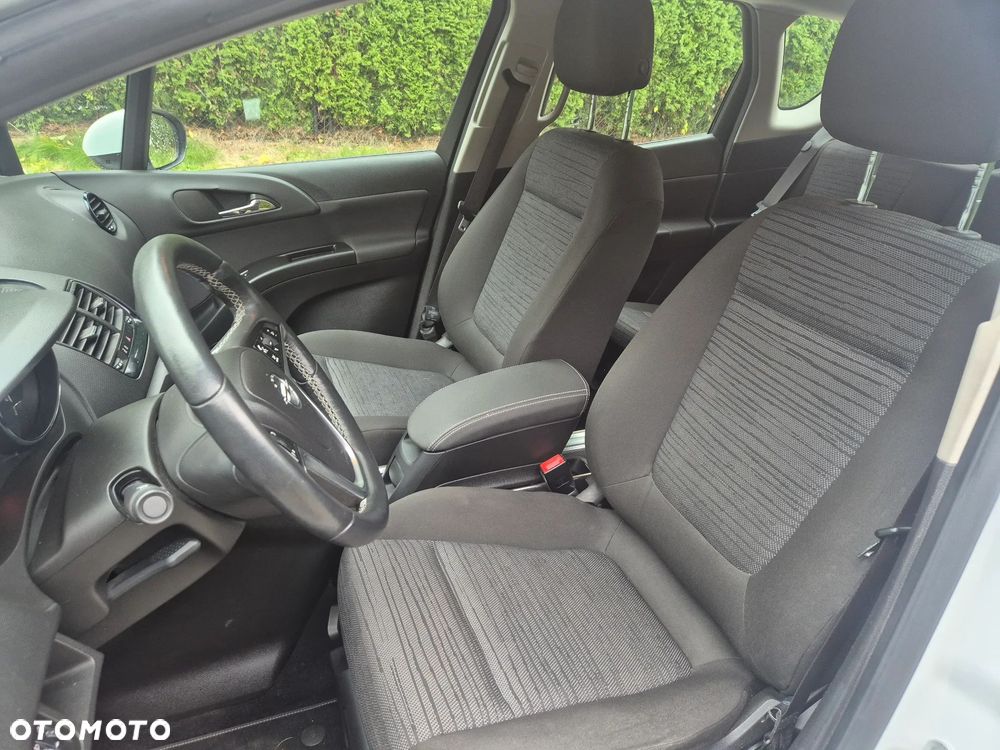 Opel Meriva - 21