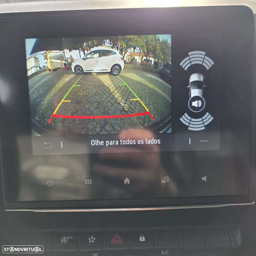 Renault Clio 1.0 TCe RS Line - 21