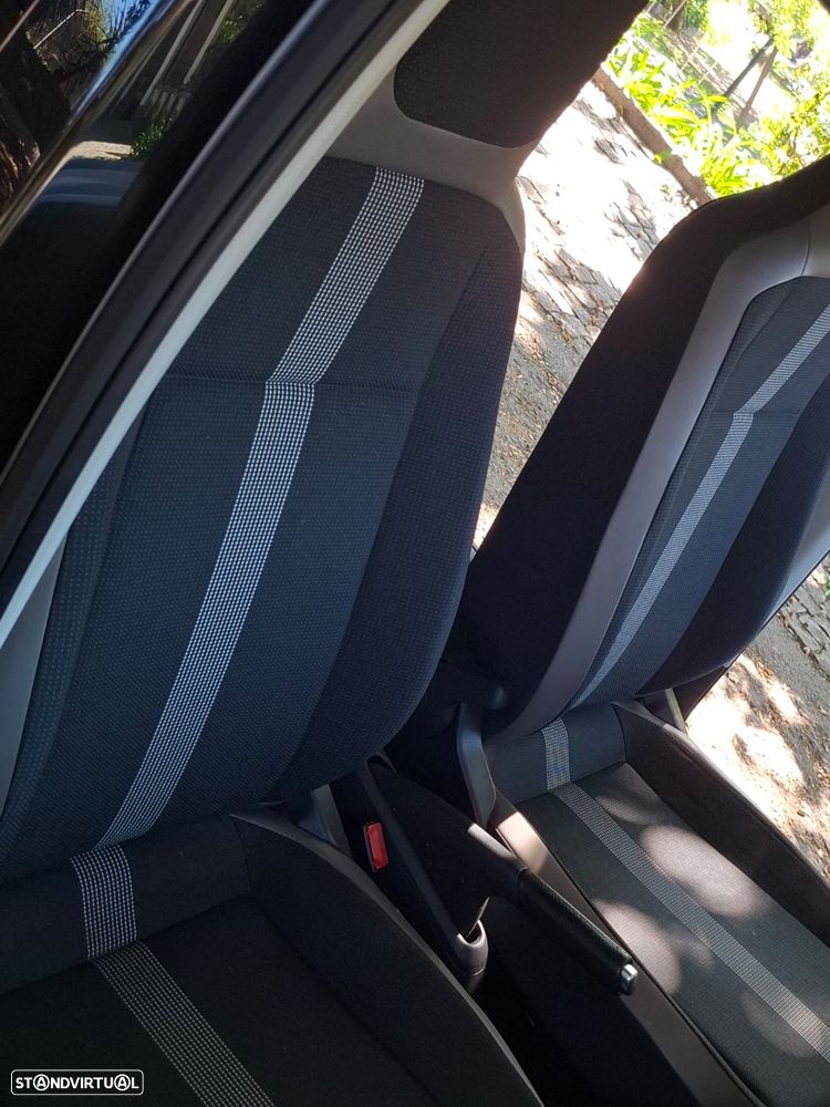 VW e-Up! - 17