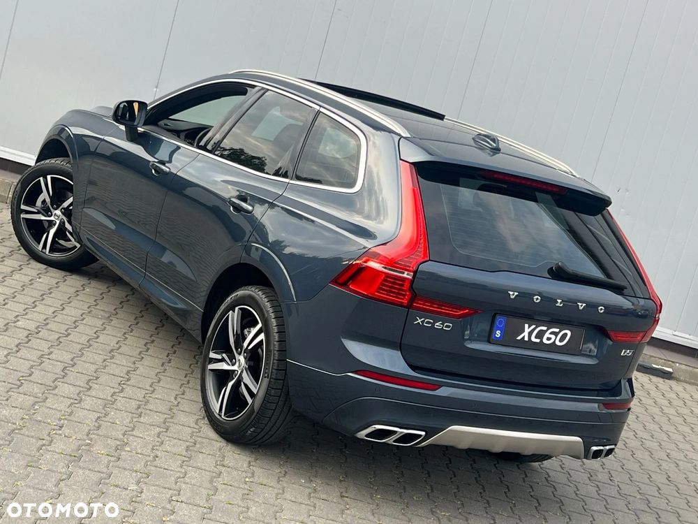 Volvo XC 60 D5 AWD Momentum - 12