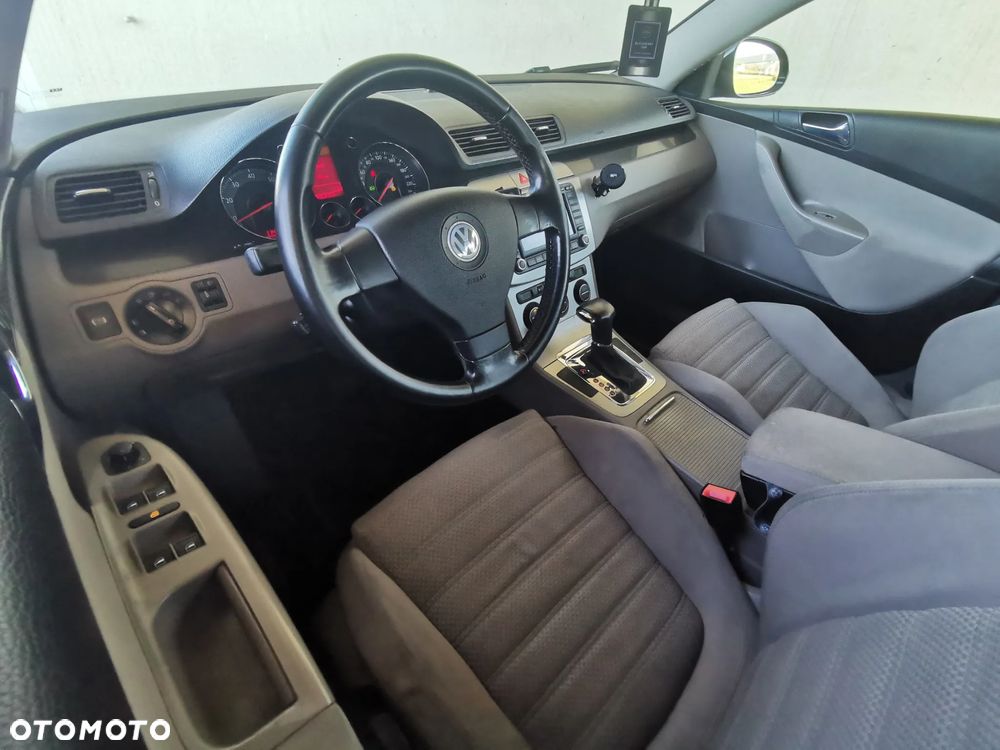 Volkswagen Passat - 6