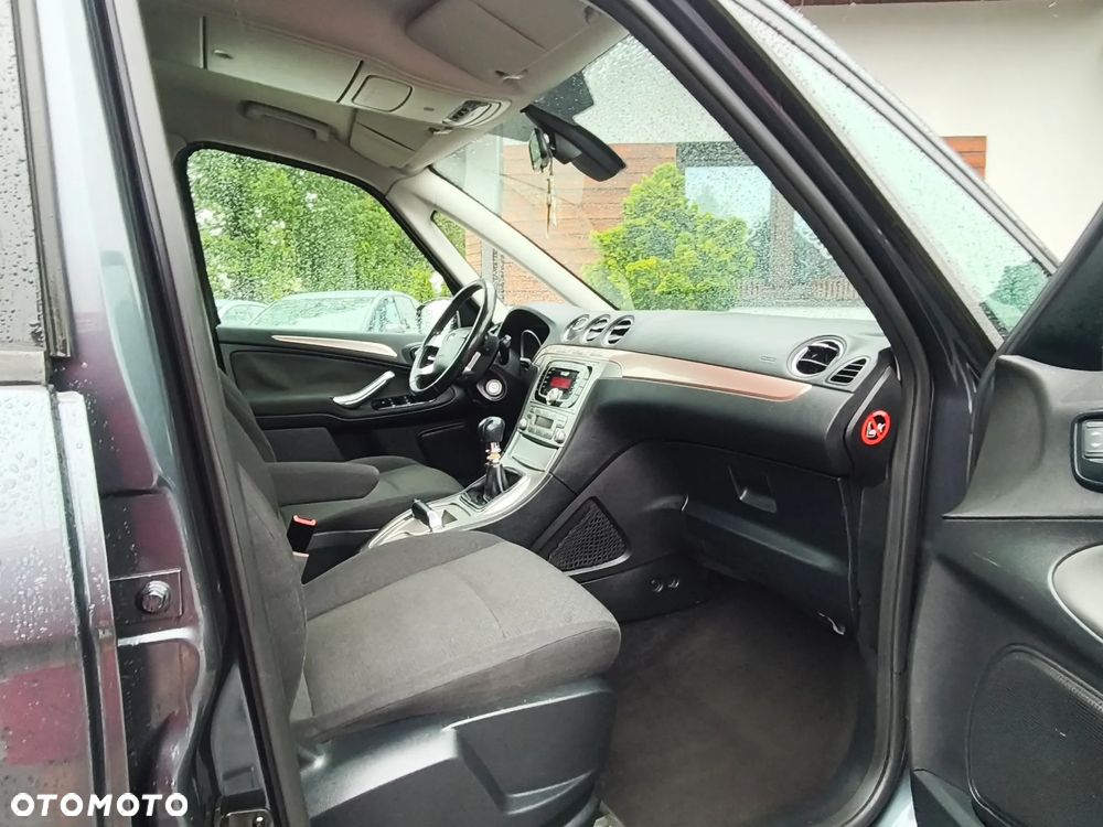 Ford Galaxy 2.0 TDCi Titanium - 27