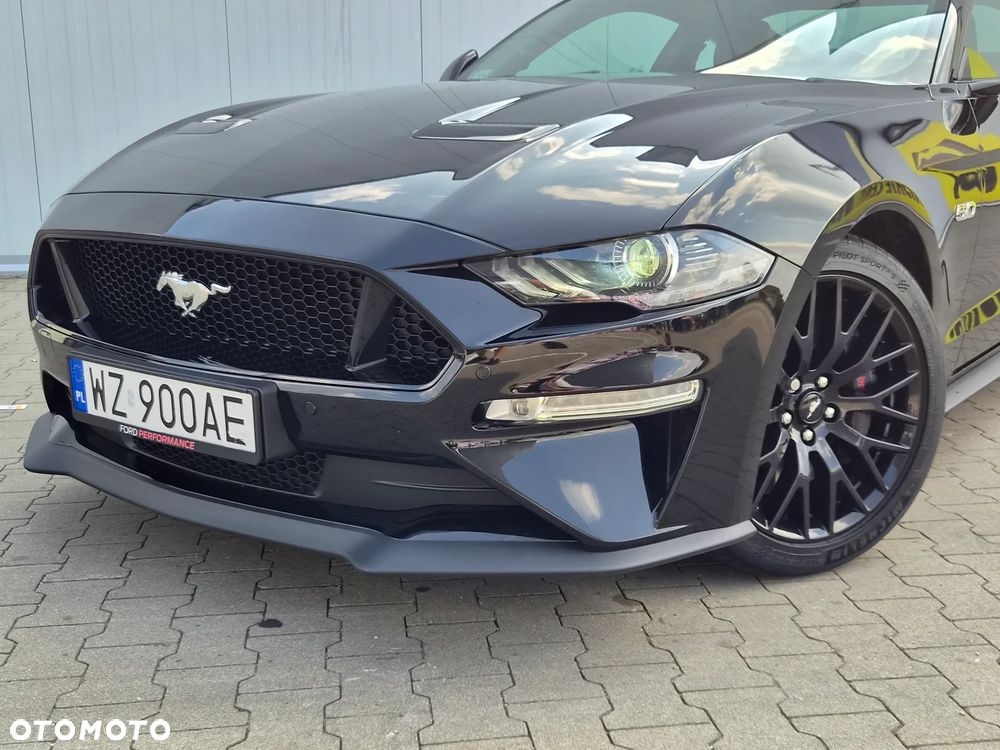 Ford Mustang - 36