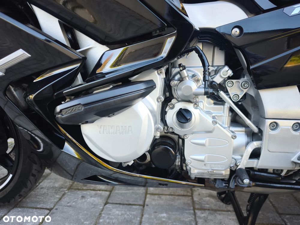 Yamaha FJR - 33