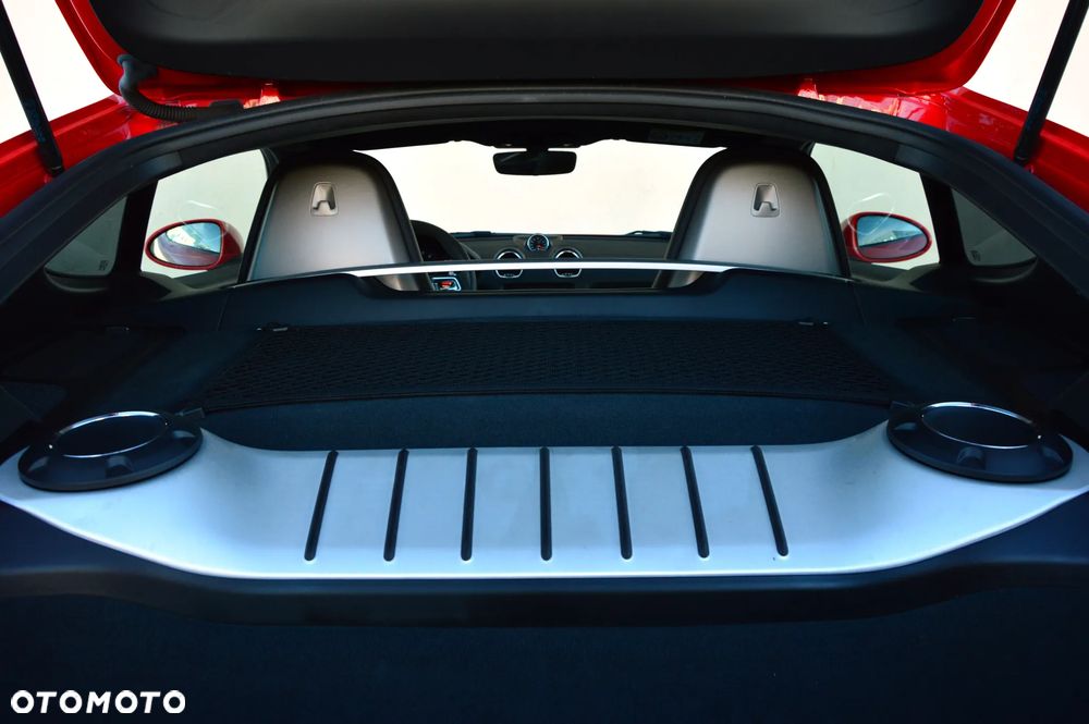 Porsche 718 Cayman - 17