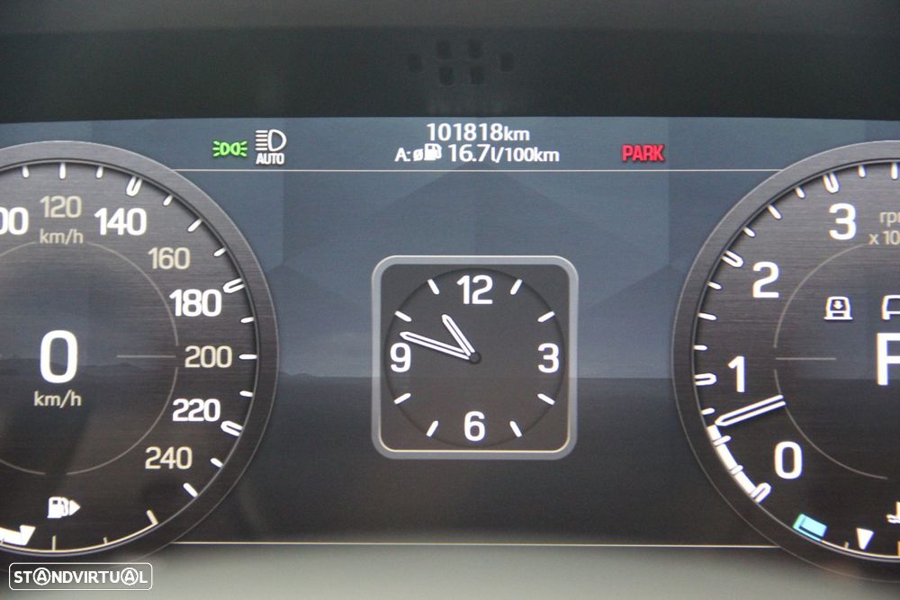 Land Rover Defender 3.0 I6 110 AWD X-Dynamic HSE - 18