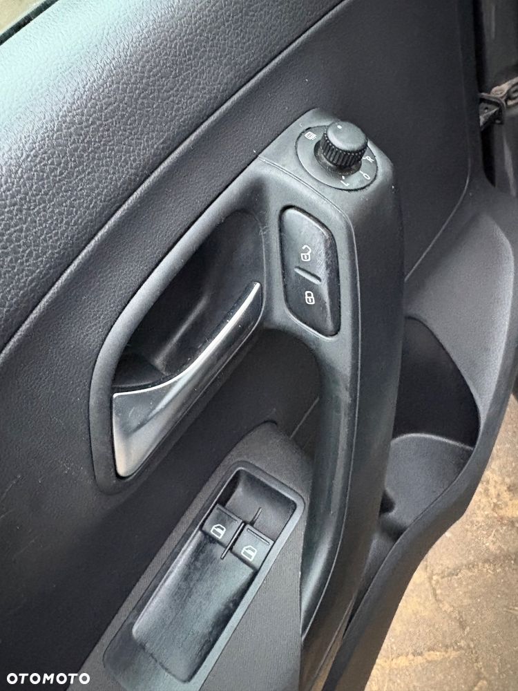 Volkswagen Polo 1.2 TDI DPF Trendline - 12