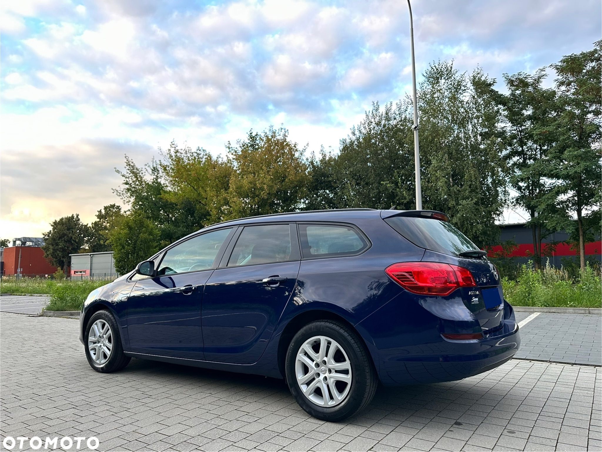 Opel Astra 1.6 - 4