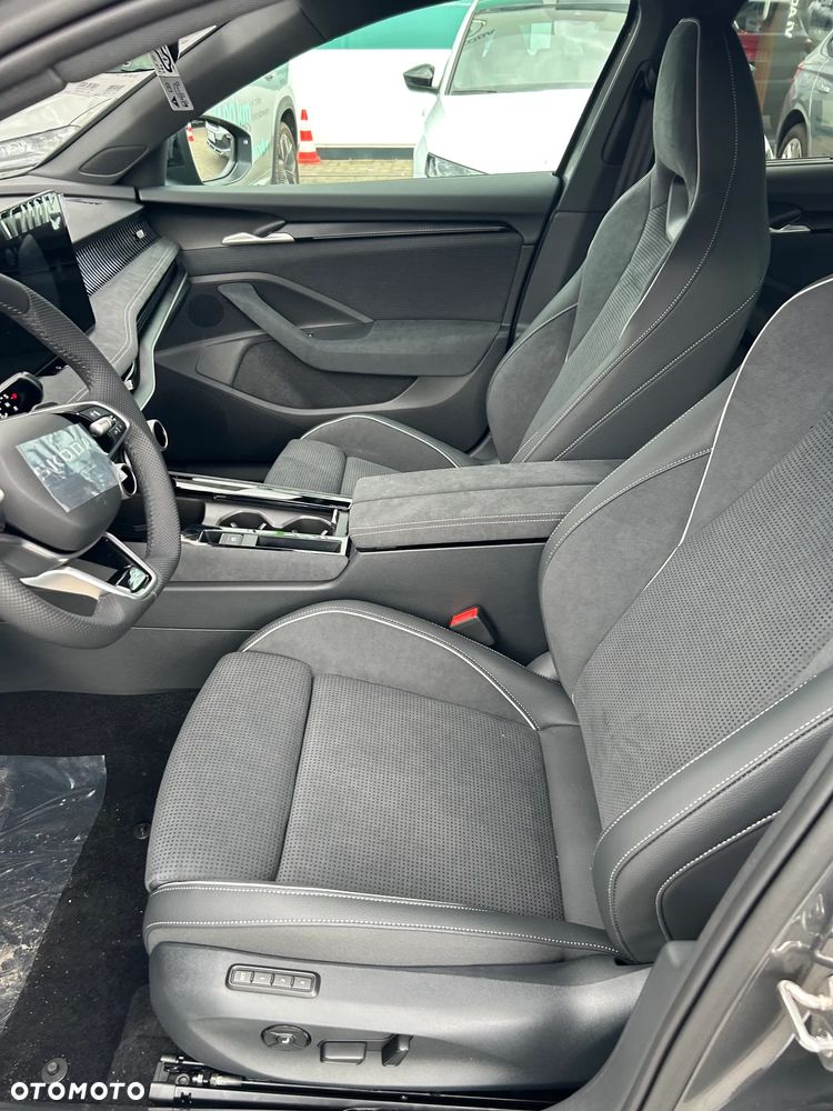 Skoda Superb 2.0 TDI SCR 4x4 Sportline DSG - 7