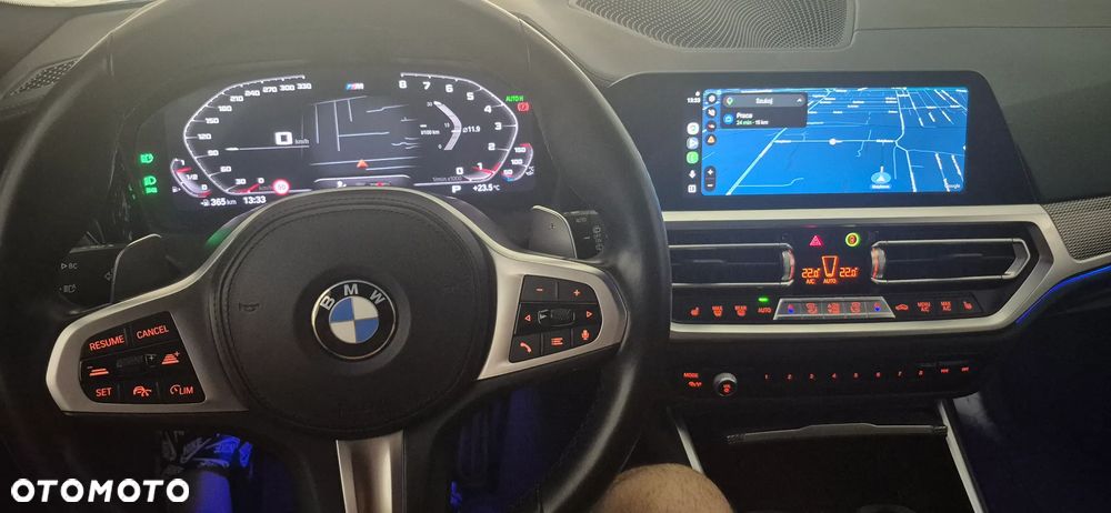 BMW Seria 3 330i M Sport - 17