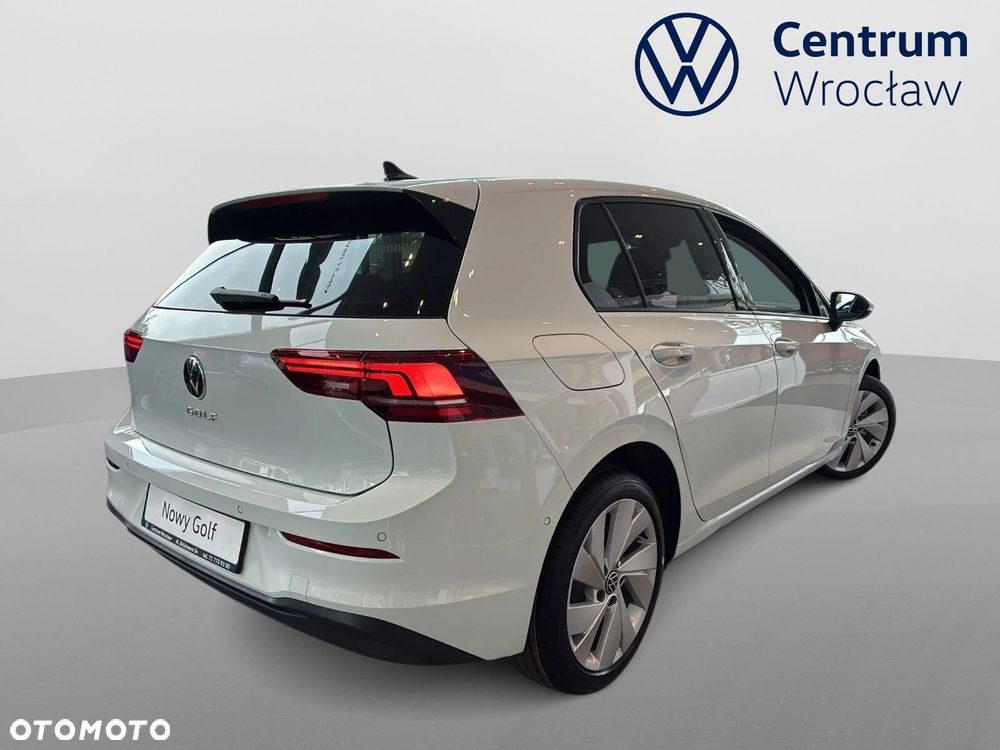 Volkswagen Golf - 2