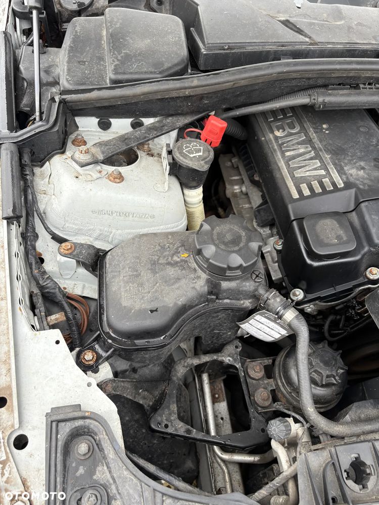 BMW Seria 1 116i - 30