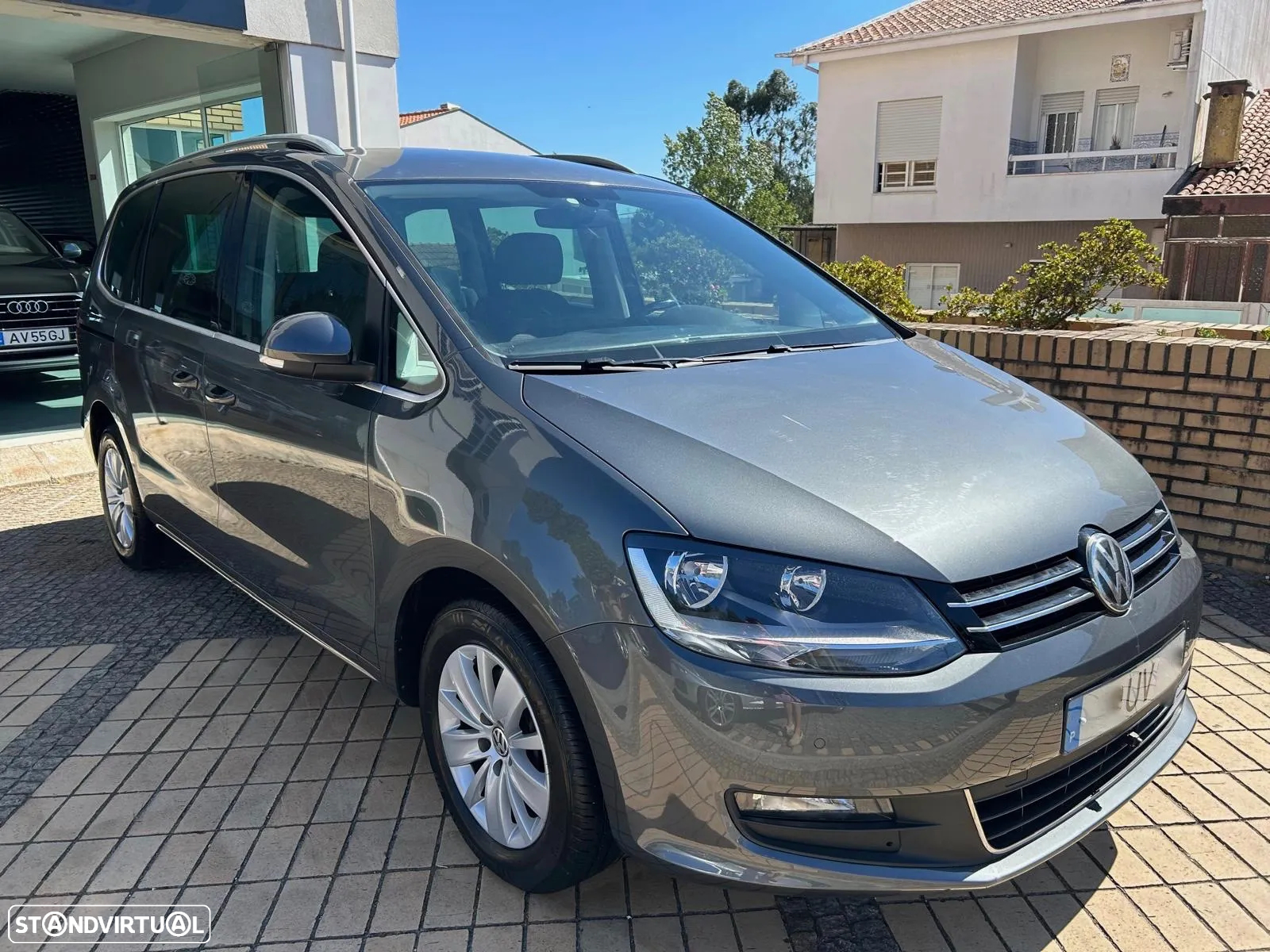VW Sharan 2.0 TDI Confortline DSG - 10