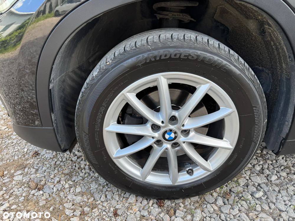 BMW X1 xDrive18d Business Edition - 11