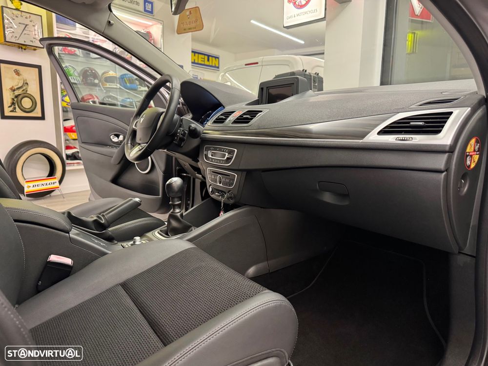 Renault Mégane 1.5 dCi Dynamique S - 26