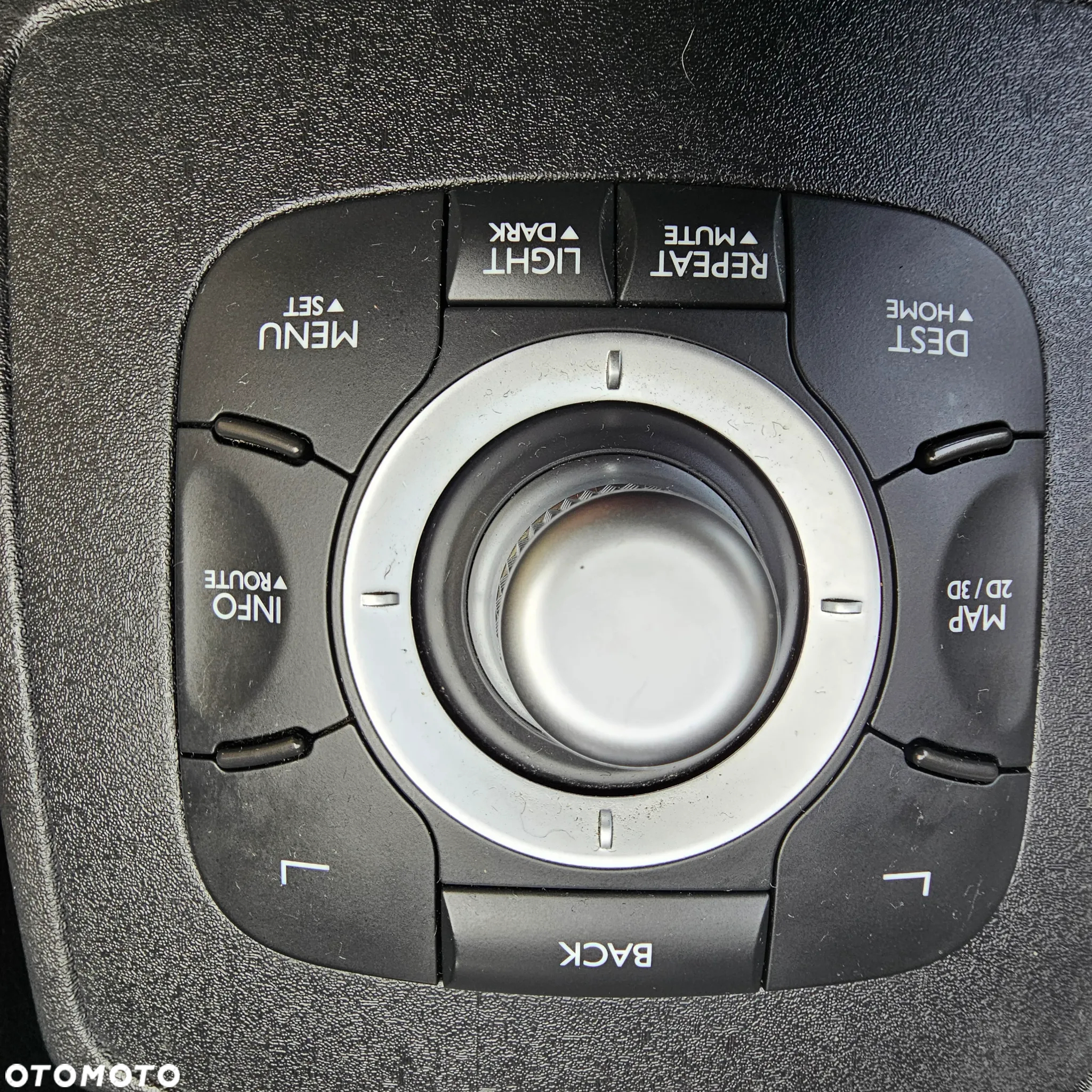 Renault Scenic ENERGY TCe 130 S&S Xmod Bose Edition - 13