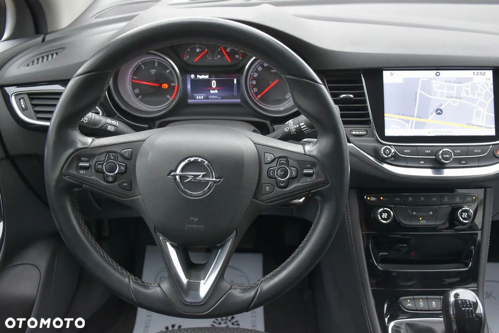 Opel Astra 1.6 D (CDTI) Start/Stop Dynamic - 27