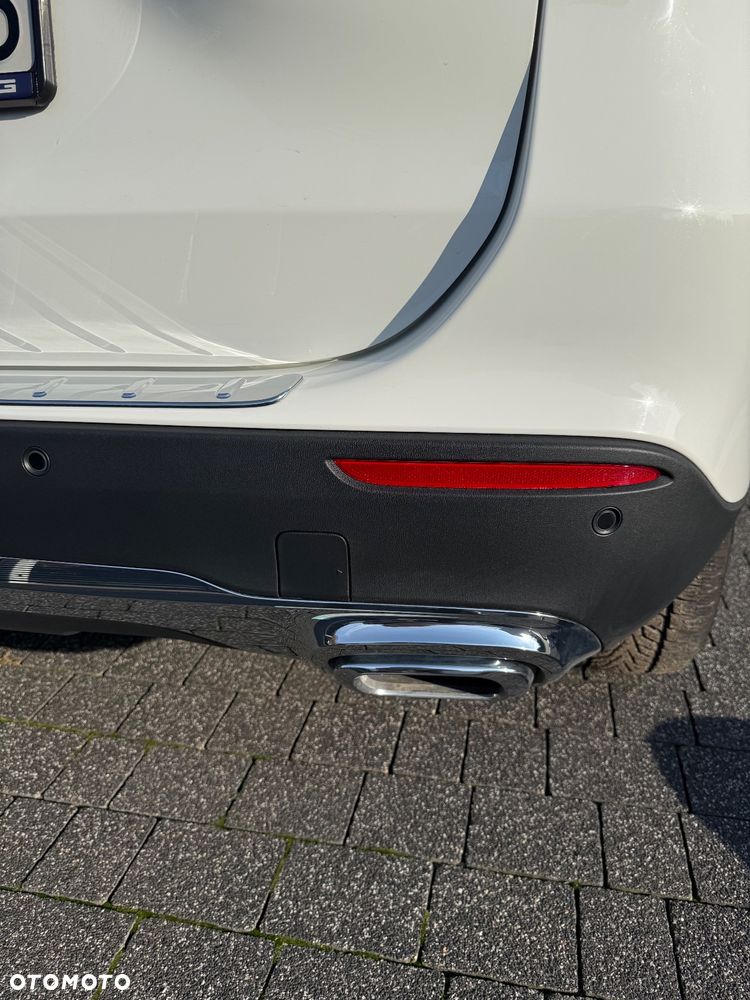 Mercedes-Benz GLA 200 Progressive - 12