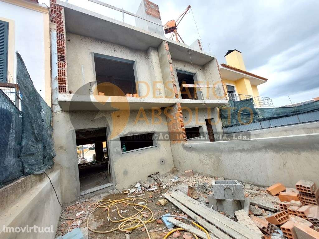 Moradia em Banda Nova T3, Quinta do Conde - Grande imagem: 5/24