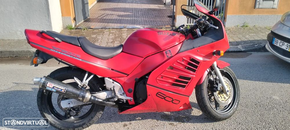 Suzuki RF RF600R - 1