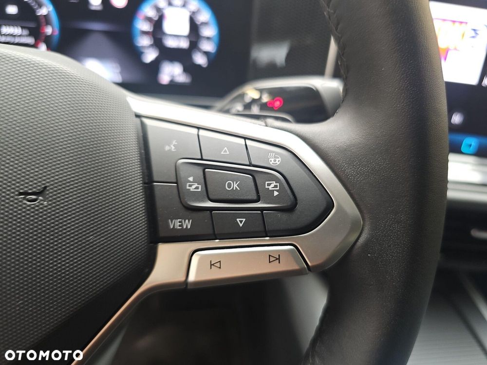 Volkswagen Passat - 15
