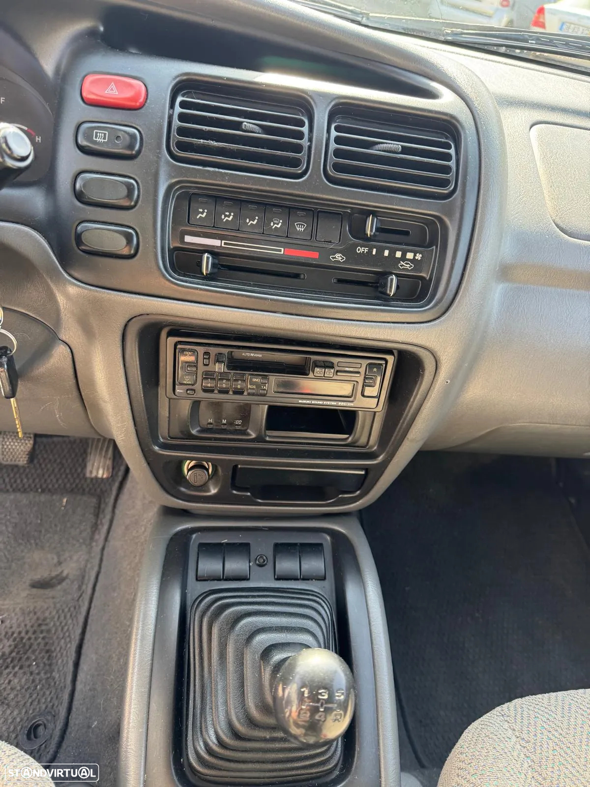 Suzuki Grand Vitara Metal Top 2.0 TDi - 5
