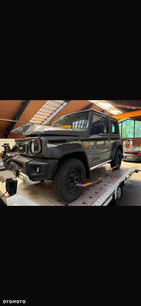 Suzuki Jimny 1.5 Premium - 1