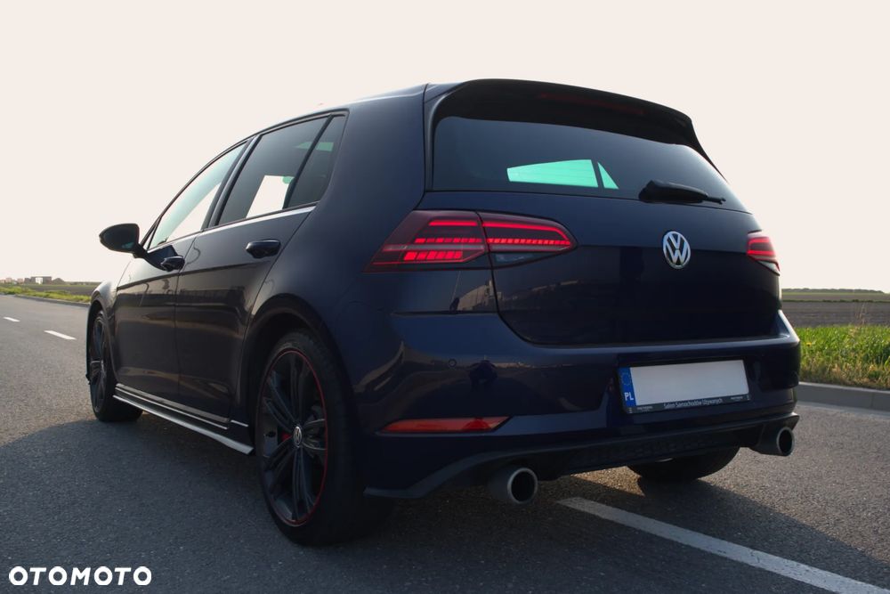 Volkswagen Golf GTI 2.0 TSI OPF Performance - 11