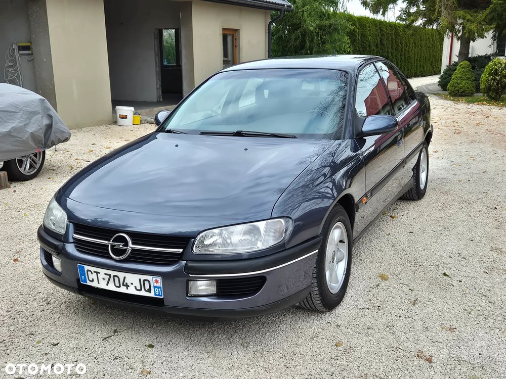 Opel Omega 2.0 CD - 21