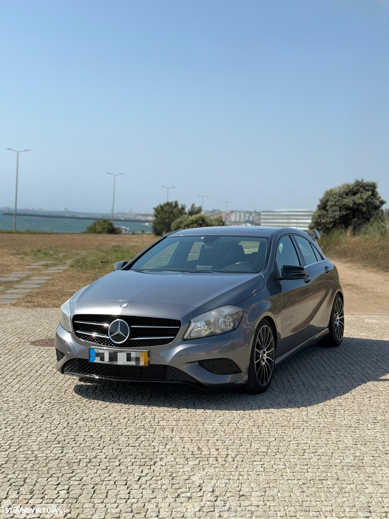 Mercedes-Benz A 180 d AMG Line - 5
