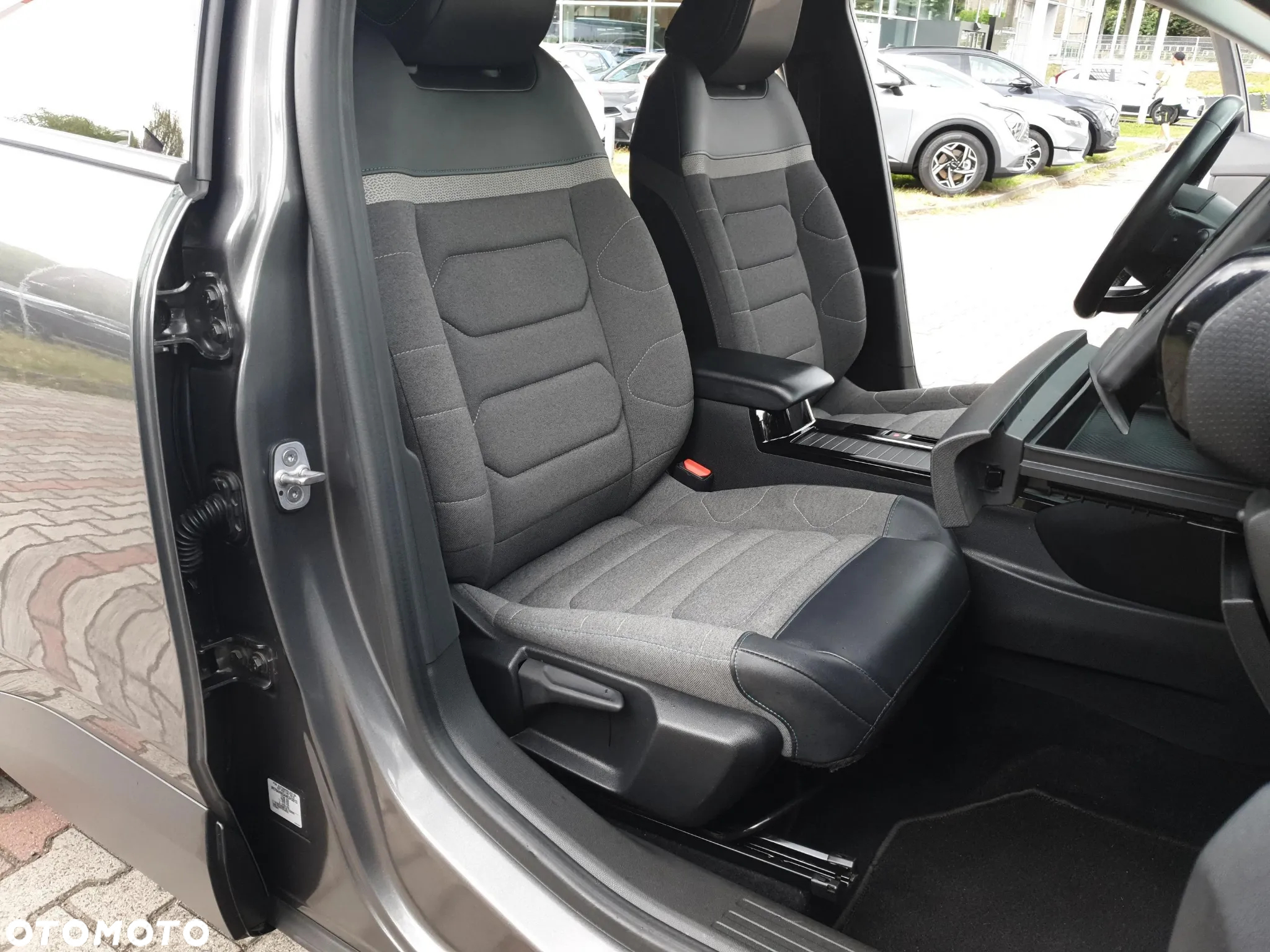 Citroën C4 1.2 PureTech Feel Pack S&S - 26